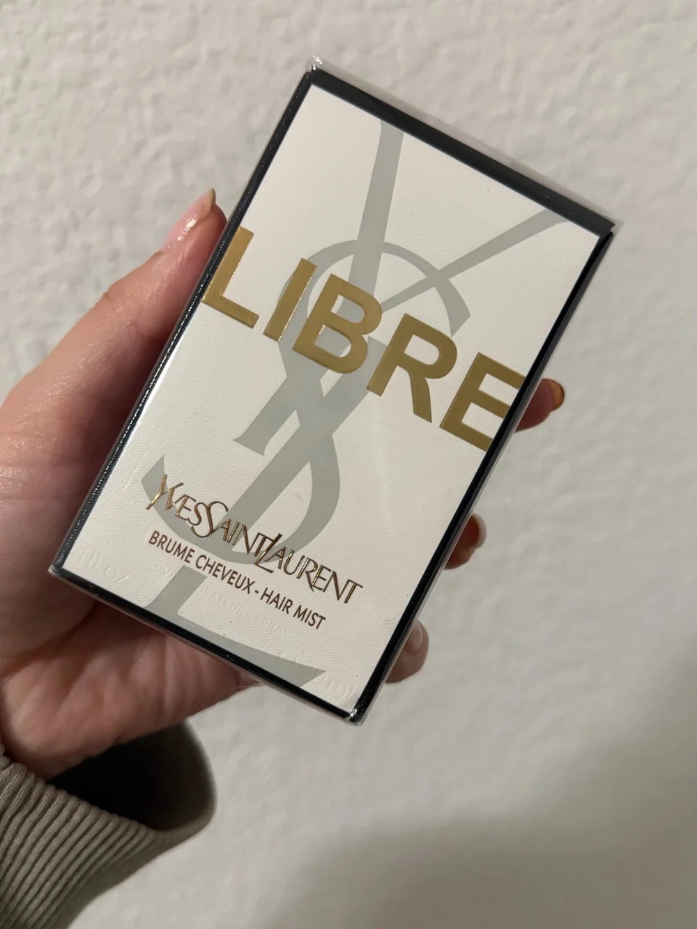 Yves Saint Laurent Libre Hair Mist in White and Gold Packaging